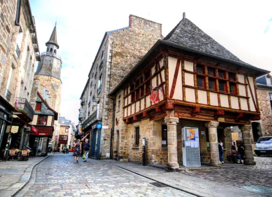 Michel Dinan Exterior foto