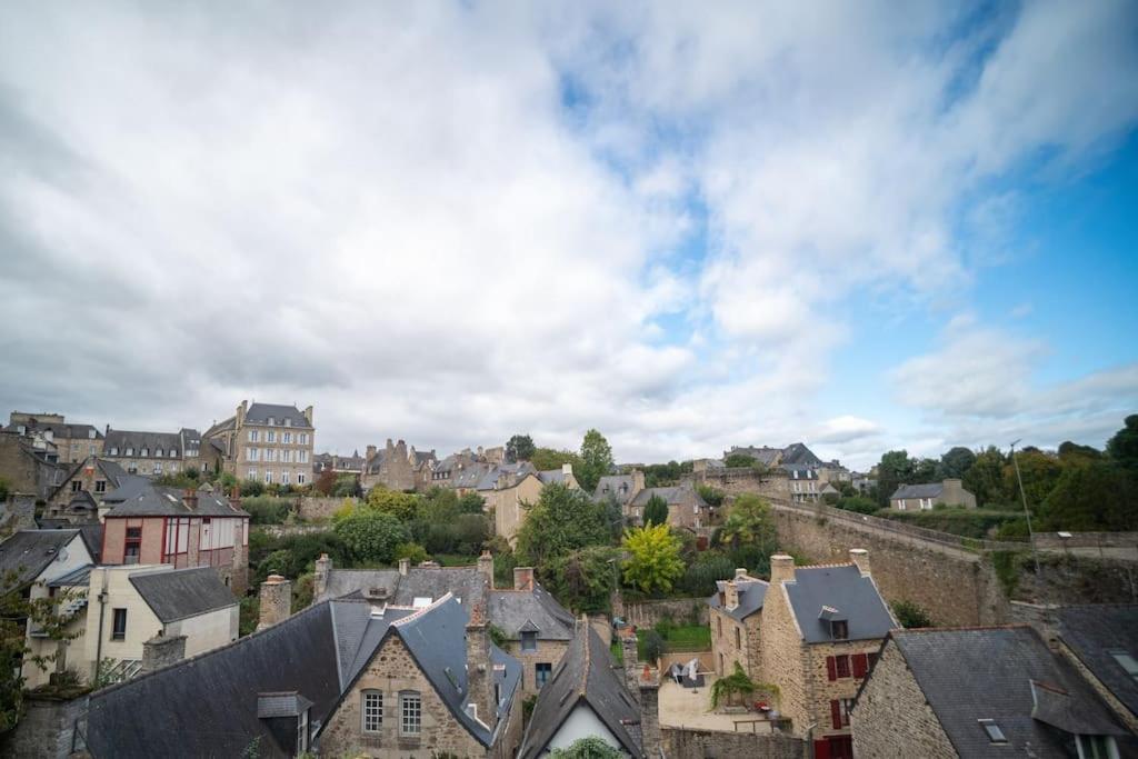Michel Dinan Exterior foto